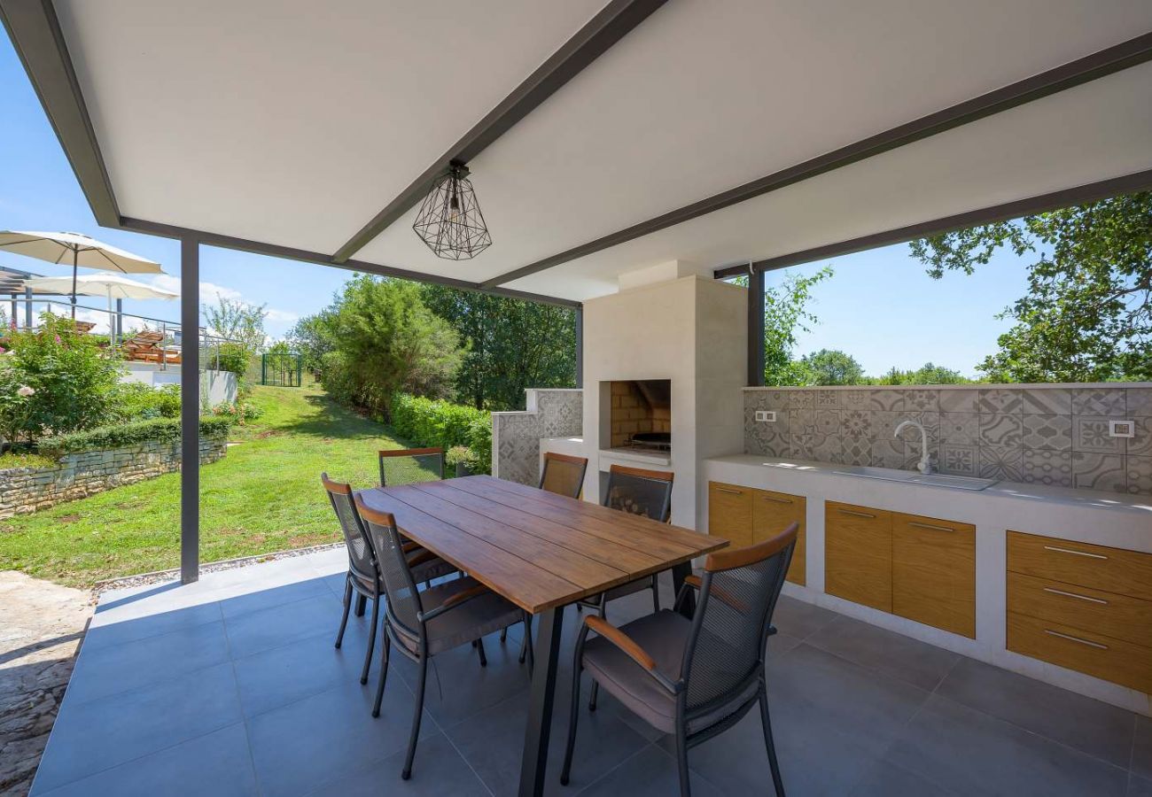 Villa a Micetici - Villa Eufemia near Poreč with large garden and outdoor playground for kids