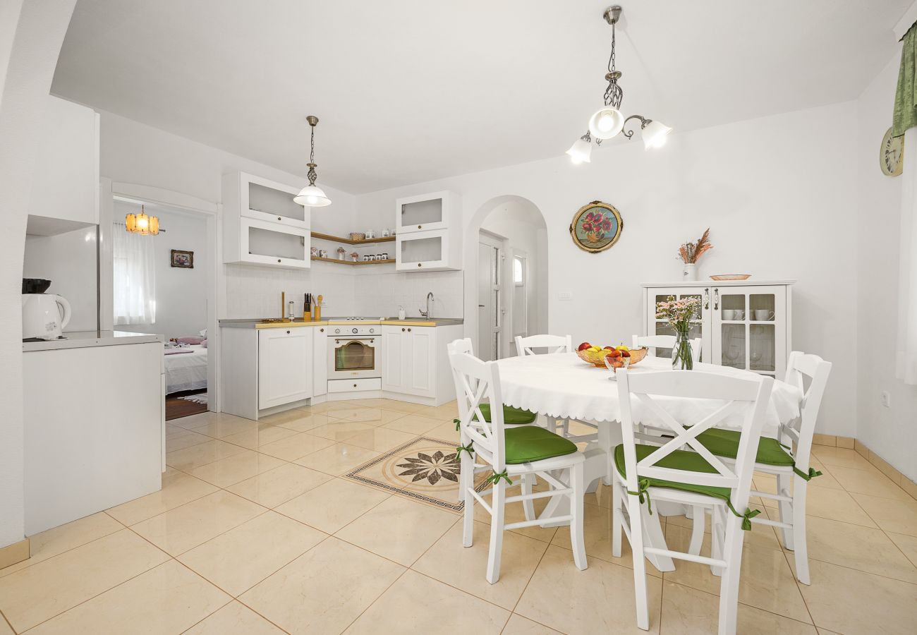 Villa a Medulin - Villa Laura in Medulin for 8 persons only 1.5 km from the beach