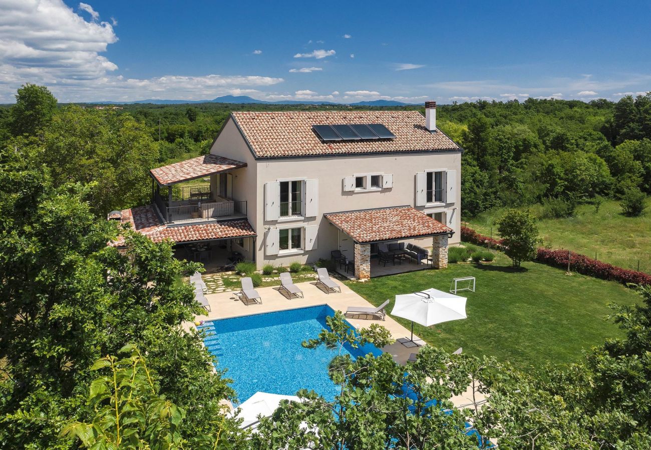 Villa a Butkovici - Villa MyKoltrina in Central Istria for 10 persons with with wellness & 72 m2 large pool  