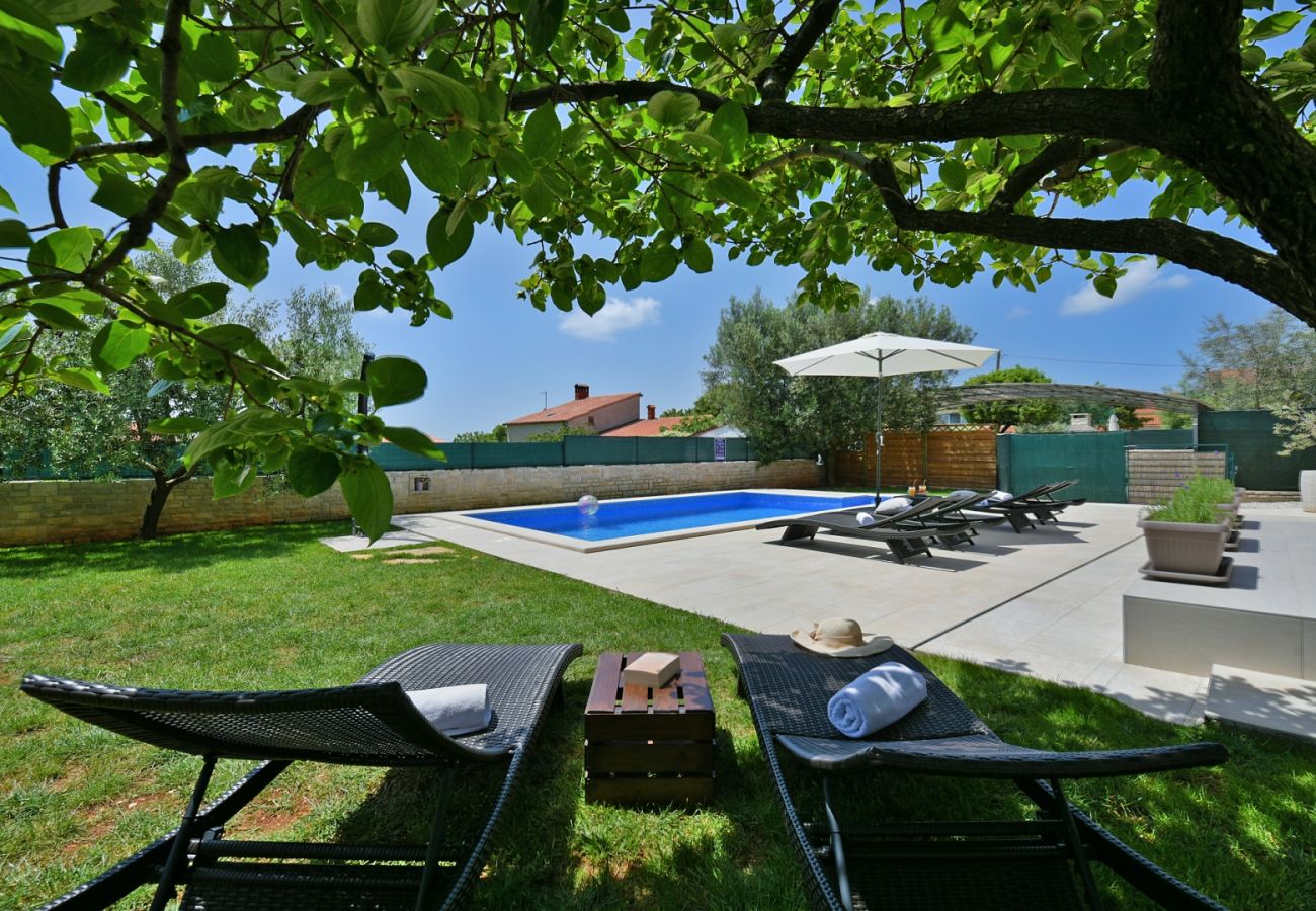 Villa a Galižana - Villa Natali with private pool and kids playground near Fažana