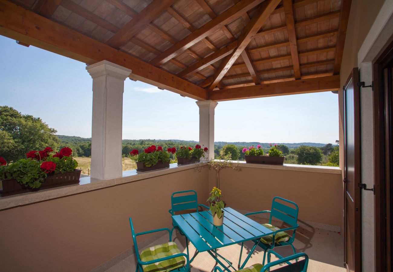 Villa a Tinjan - Villa Roza in Central Istria with large garden and playground for kids - Whirlpool