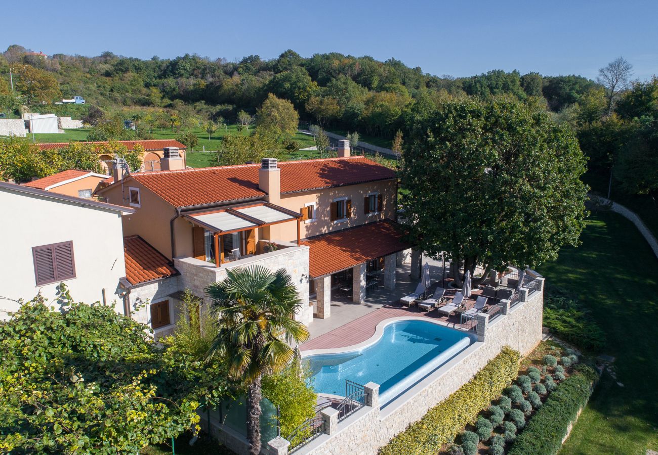 Villa a Kapelica - Villa Vlastelini I near Labin with large garden for families