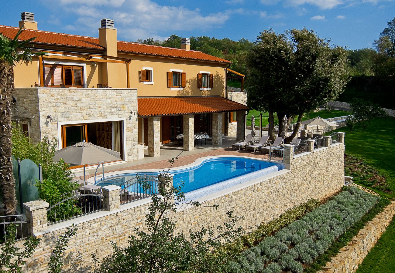 Villa a Kapelica - Villa Vlastelini I near Labin with large garden for families