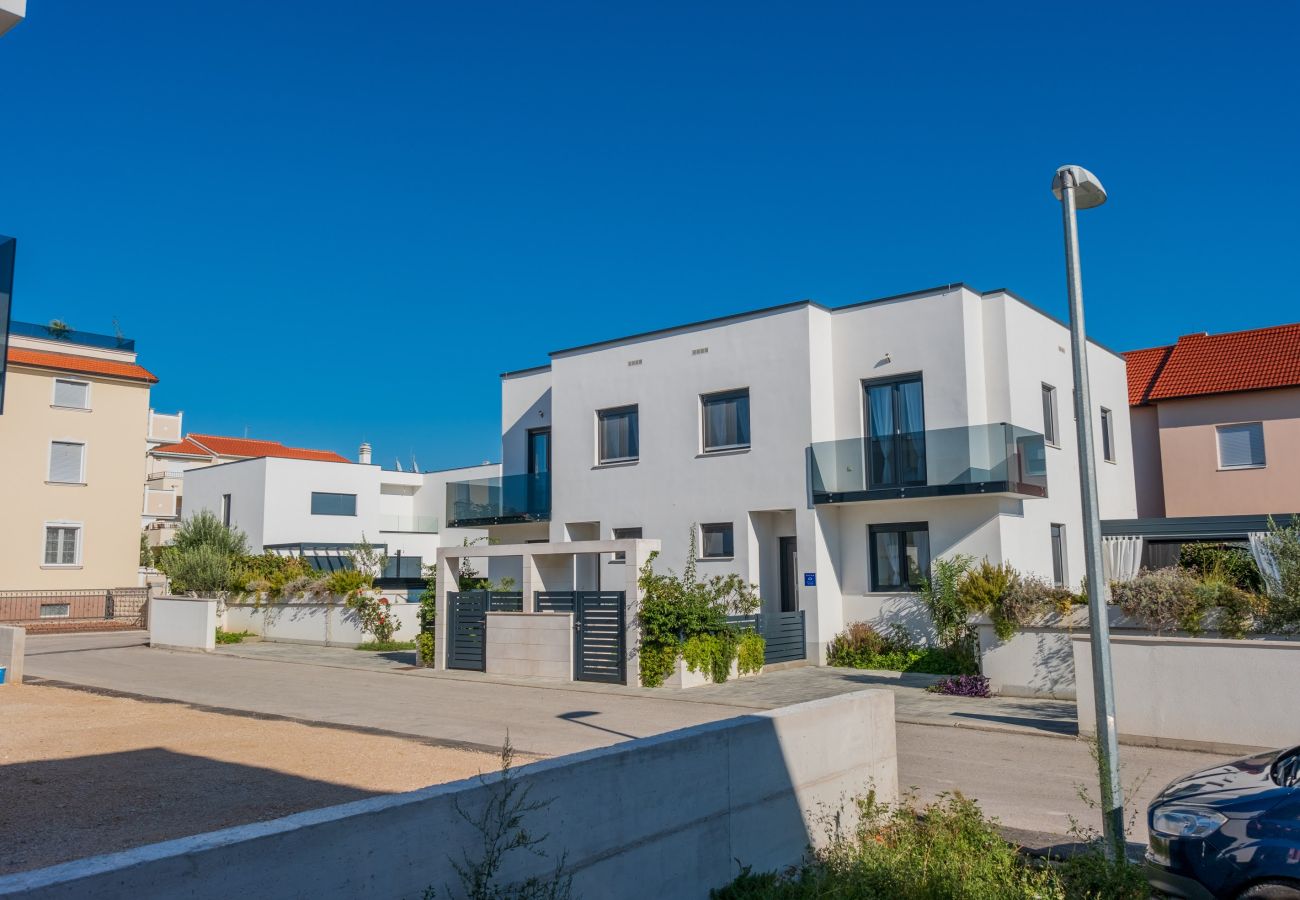 Villa a Vodice - Villa Essenza Vita in Vodice only 650 meters from the beach