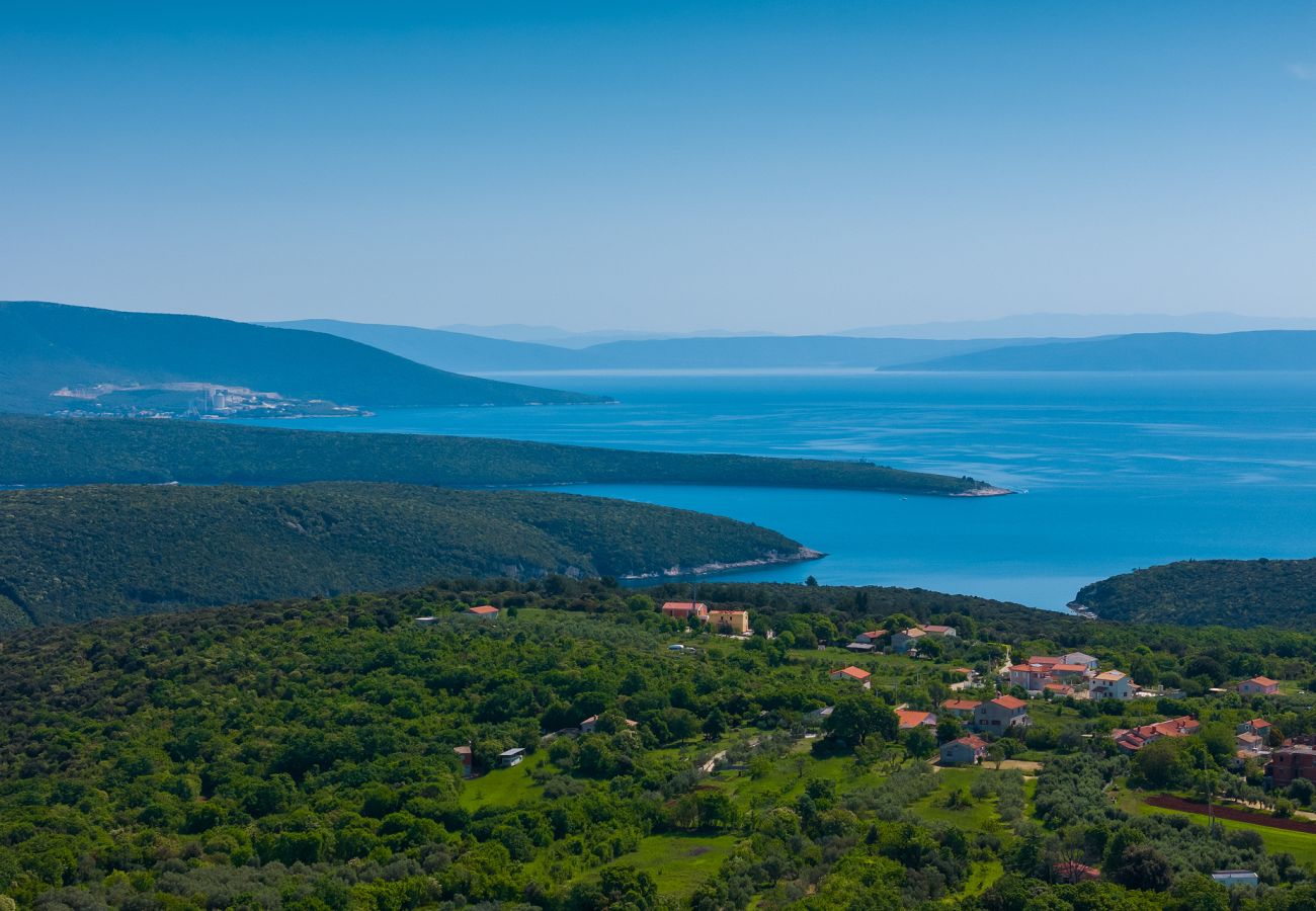 Villa a Peruški - Villa Loverka near Pula only 3 km from the beach with sea view