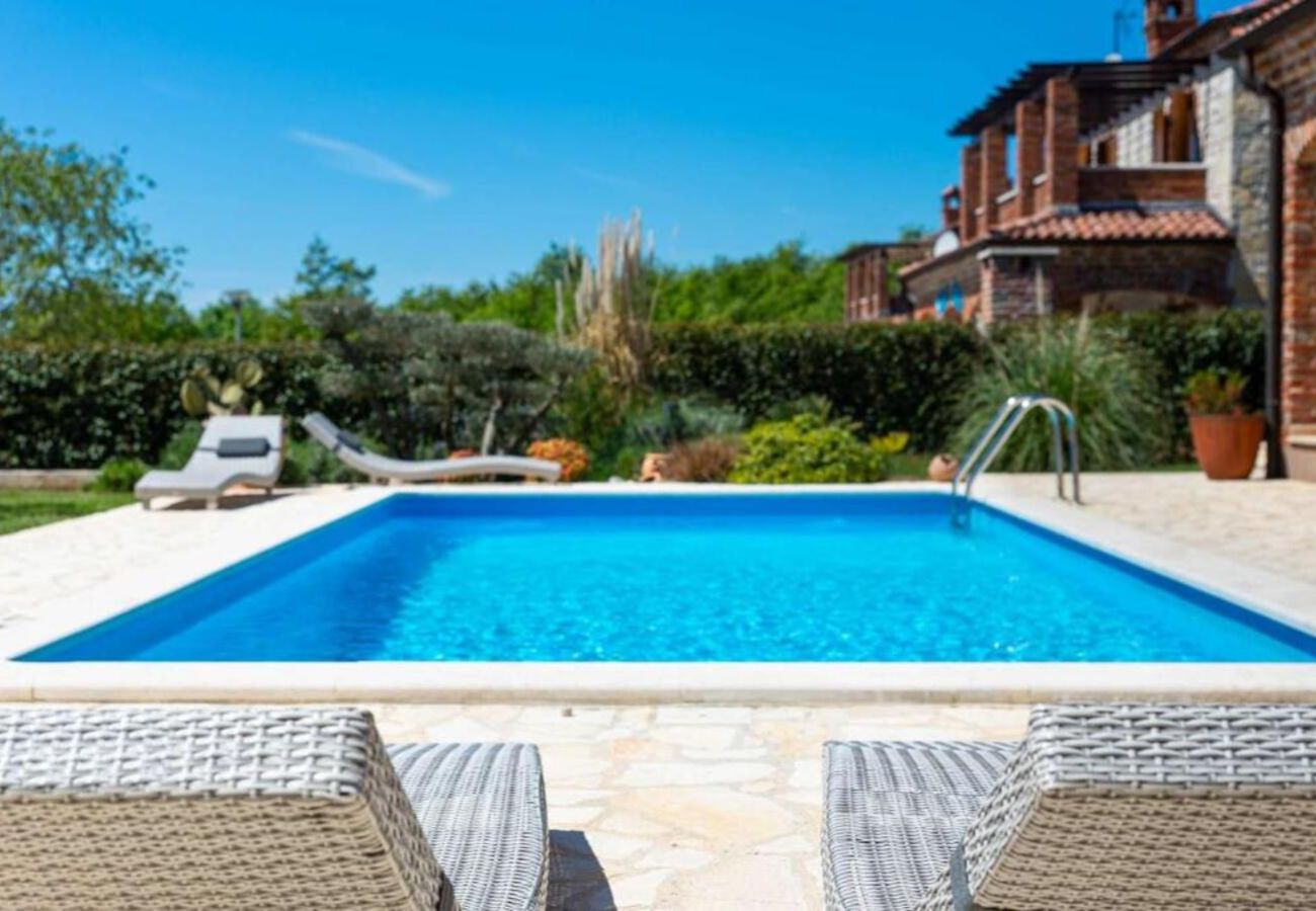 Villa a Butkovici - Villa Sole in Central Istria for 10 people with 4 bedrooms and private pool