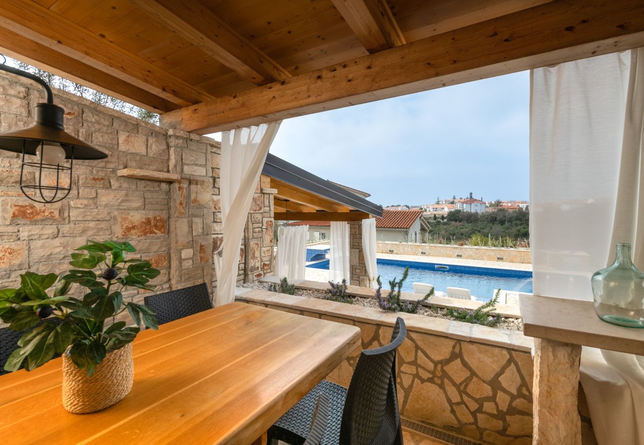 Villa a Betiga - Villa Kalista Istriana for 10 people with private pool & sea view