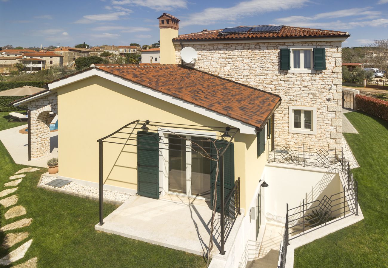 Villa a Labinci - Villa Santa Domenica near Poreč with play room, beautiful tavern & garden