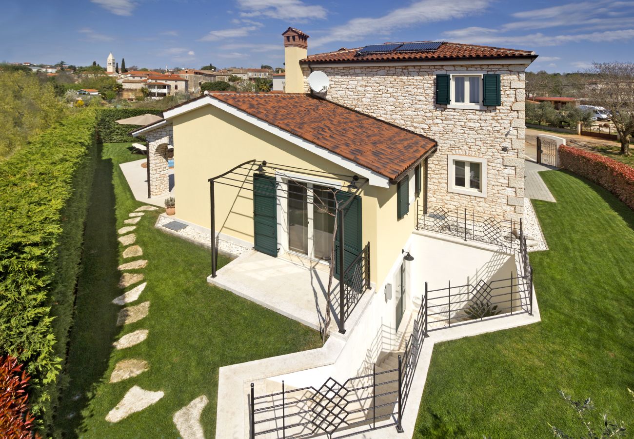 Villa a Labinci - Villa Santa Domenica near Poreč with play room, beautiful tavern & garden