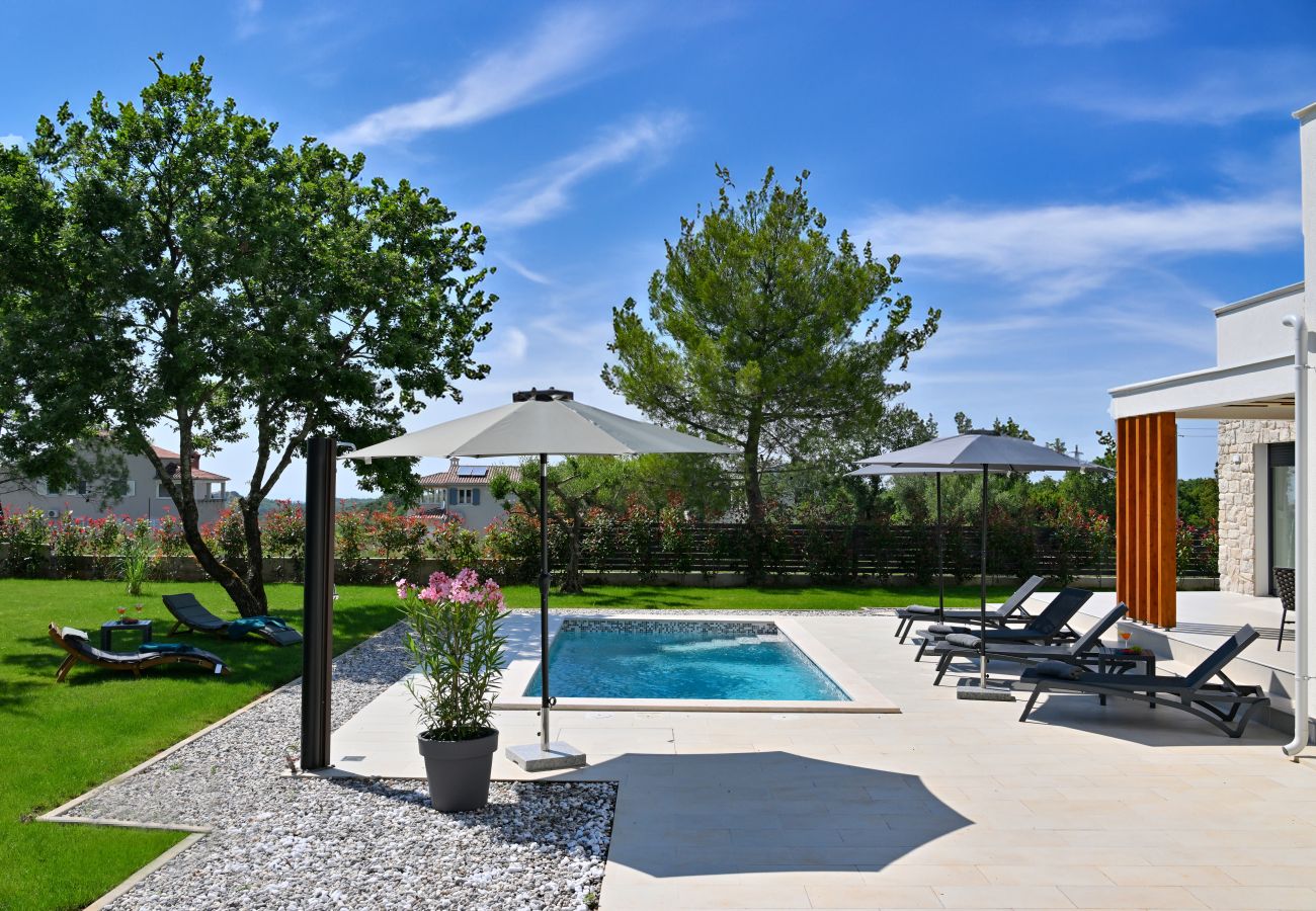 Villa a Marasi - Villa Zanetta pet friendly near Poreč for 8 people with sea view & private pool