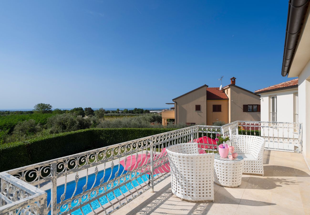 Villa a Labinci - Villa Bincila for 12 people near Poreč with sea view & beautiful garden