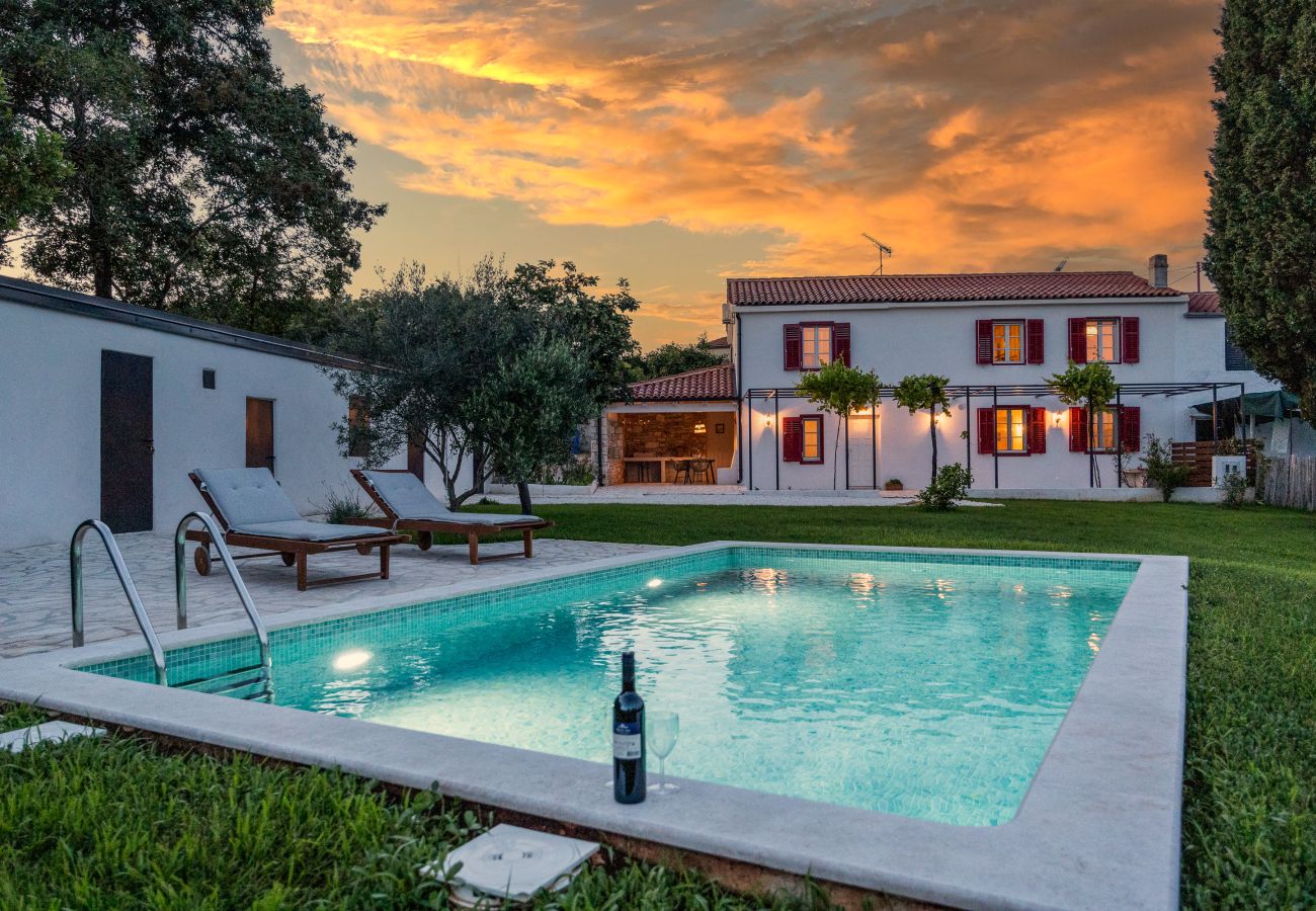 Villa a Peruški - Casa Mirna for 7 people near Pula with sea view & only 2 km from the sea