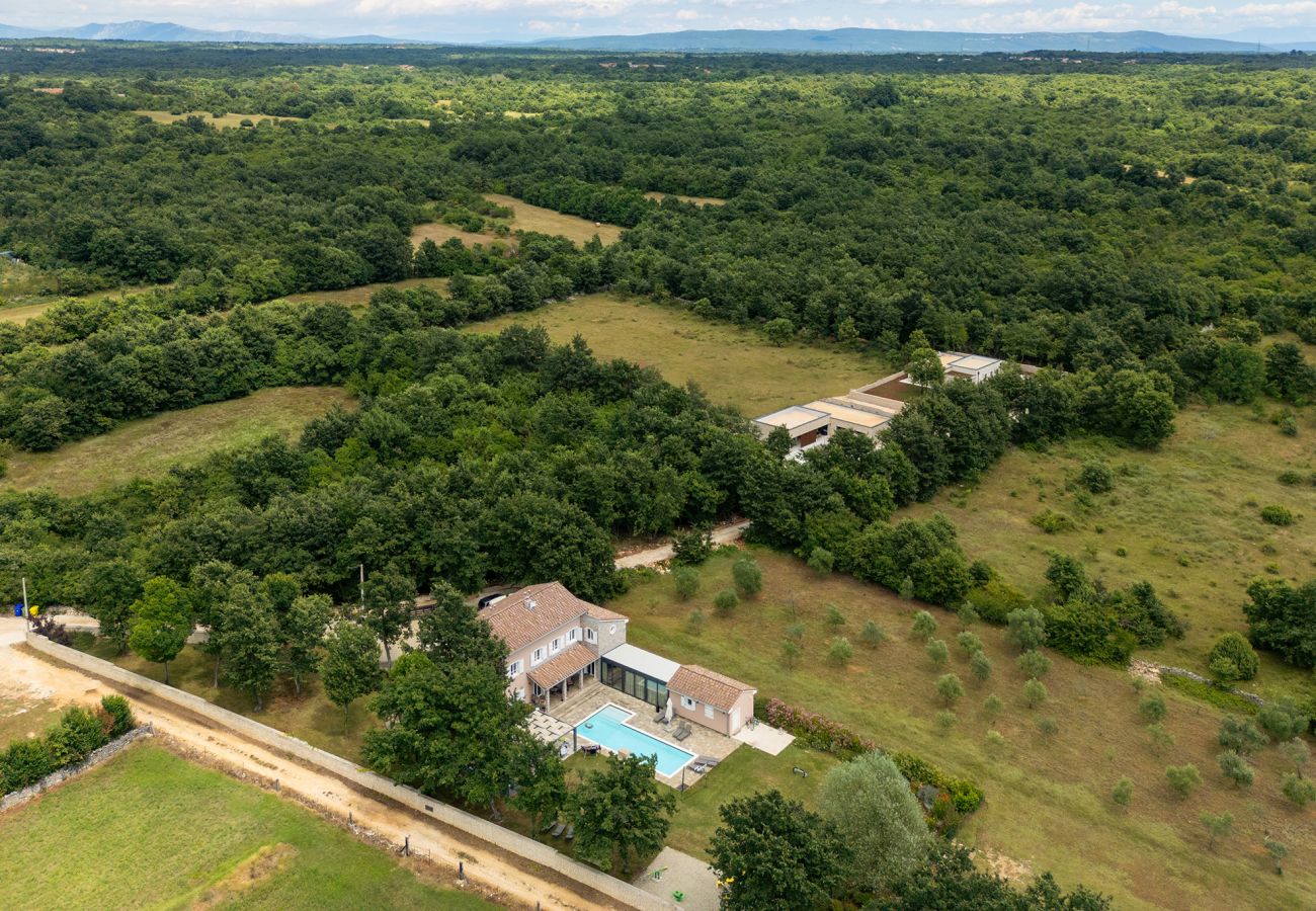 Villa a Butkovici - Villa Green Frame West - beautiful pet friendly ground floor villa for 7 people in Central Istria