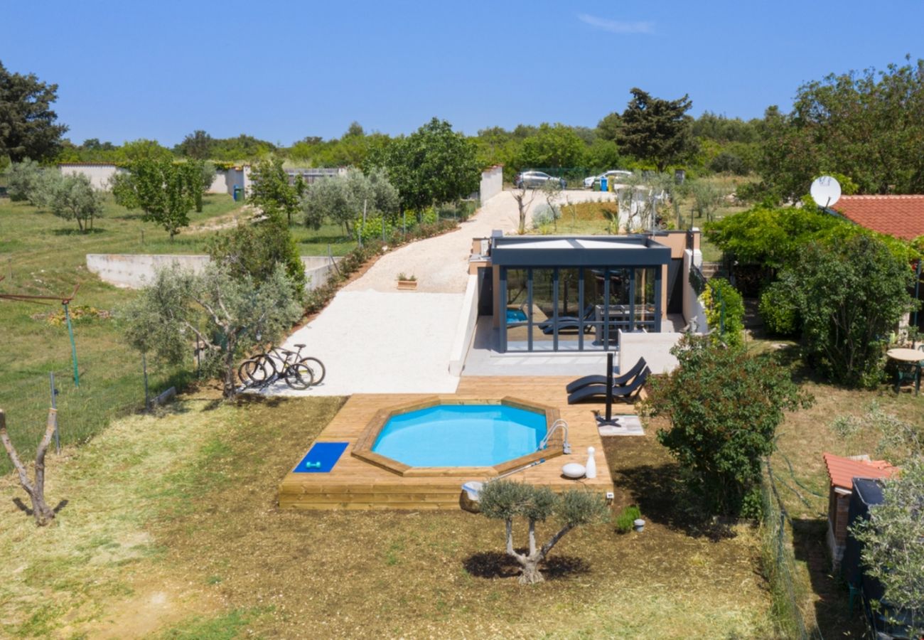 Villa a Pomer - Beach House Olive - ground floor house for 2 people with private beach near Medulin