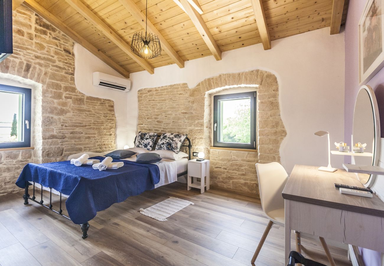 Villa a Modrušani - Villa Doda in Central Istria for 6 people with private pool and sauna