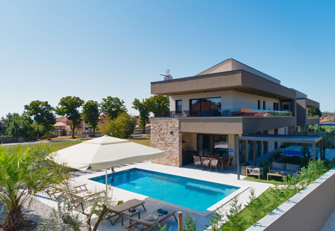 Villa a Marcana - Villa Bavigo for 8 people near Pula with wellness & children playground