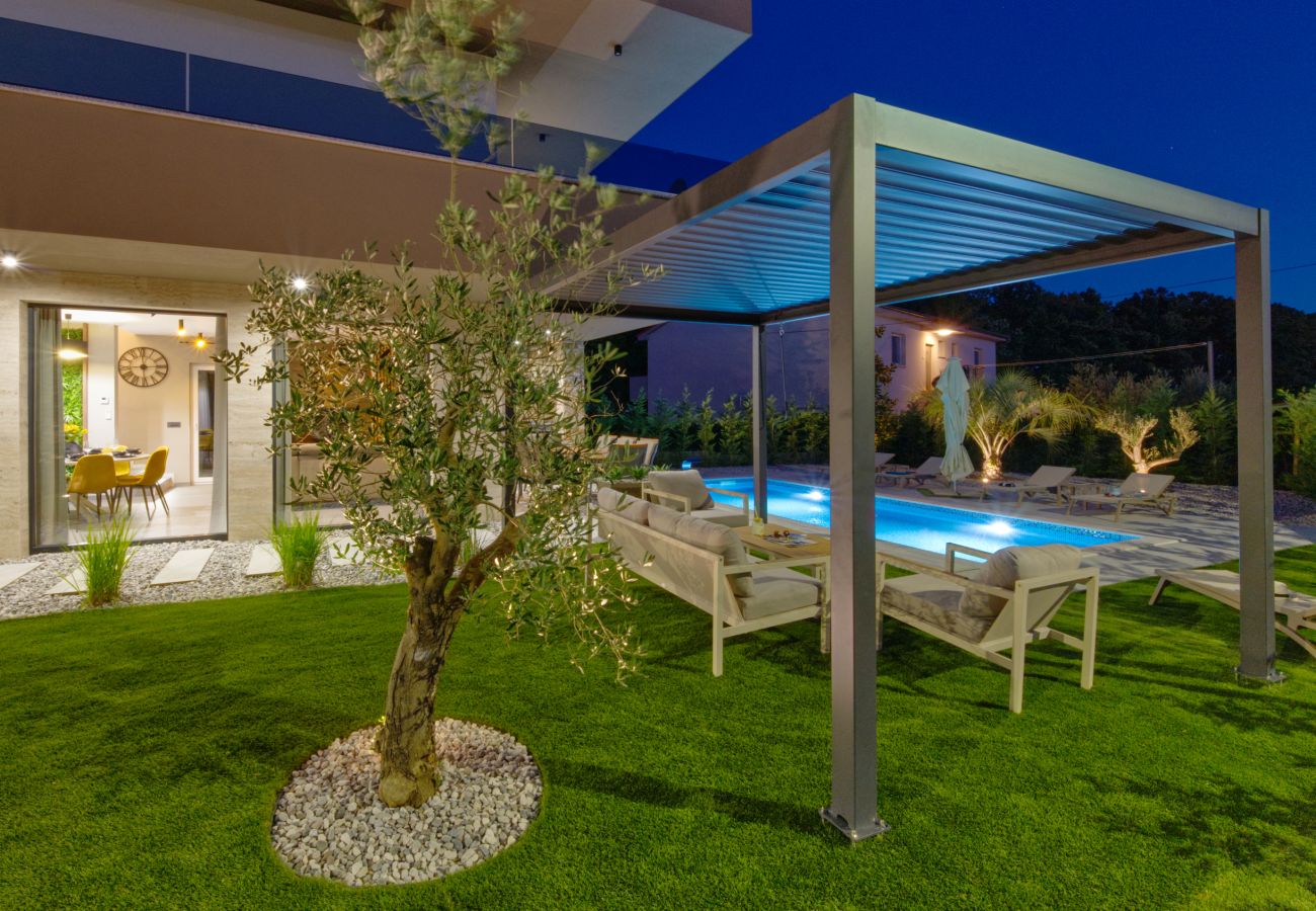 Villa a Marcana - Villa Pieron for 8 people near Pula with heated pool & spa