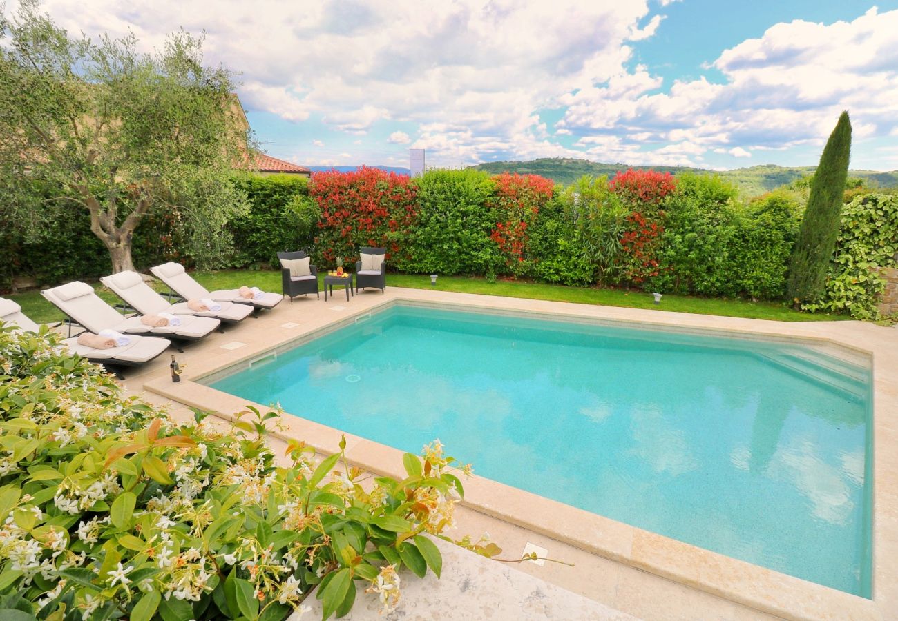 Villa a Kaldir - Villa Benvenuti near Motovun for 8 people - pet friendly with salt - water pool