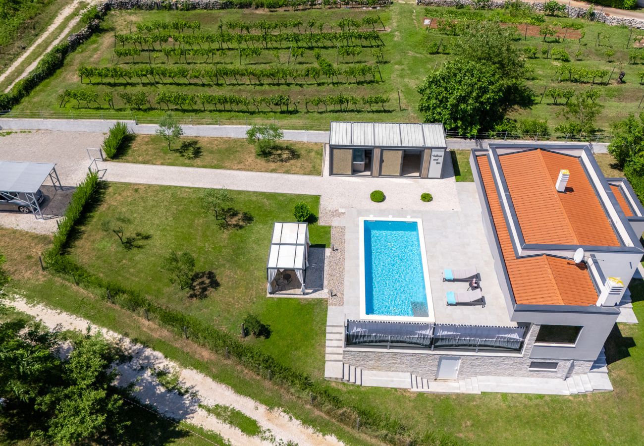 Villa a Županici - Villa Romantica near Labin - Rabac - ground floor house for 2 people with wellness