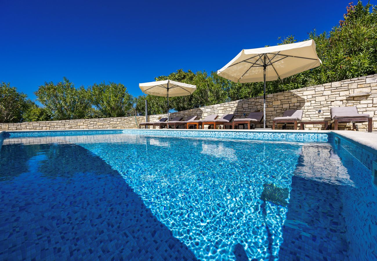 Villa a Labin - Villa Antoana for 8 people in Labin - Rabac with children playground & private pool