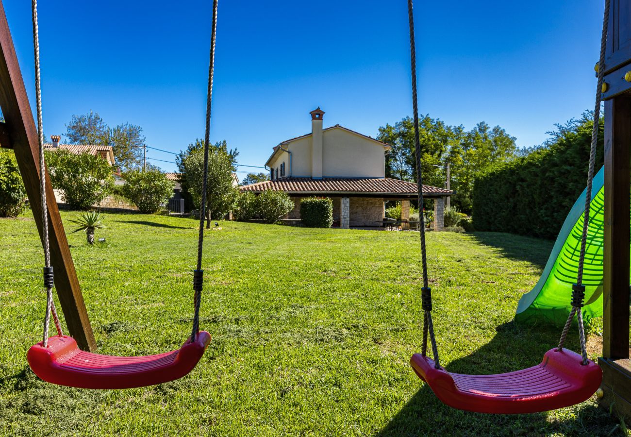 Villa a Labin - Villa Antoana for 8 people in Labin - Rabac with children playground & private pool