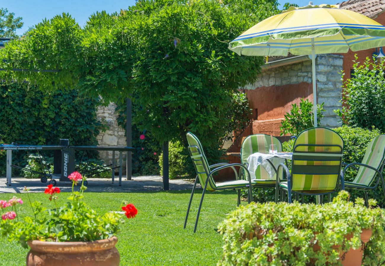 Villa a Mrgani - Villa Captain Morgan for 8 people in Central Istria - pet friendly with private pool