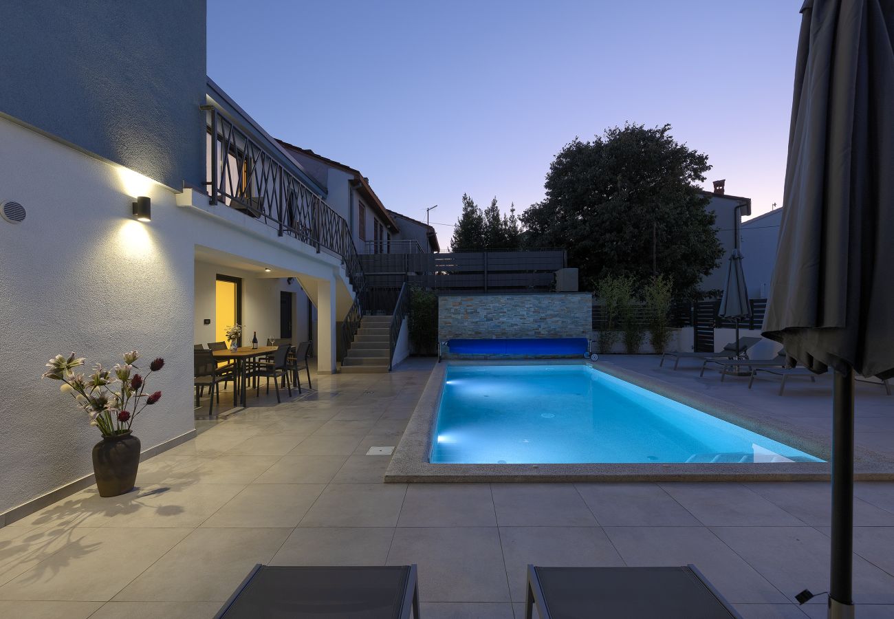 Villa a Štinjan - Villa Meri near Pula for 6 people with heated pool & only 500 m from the beach