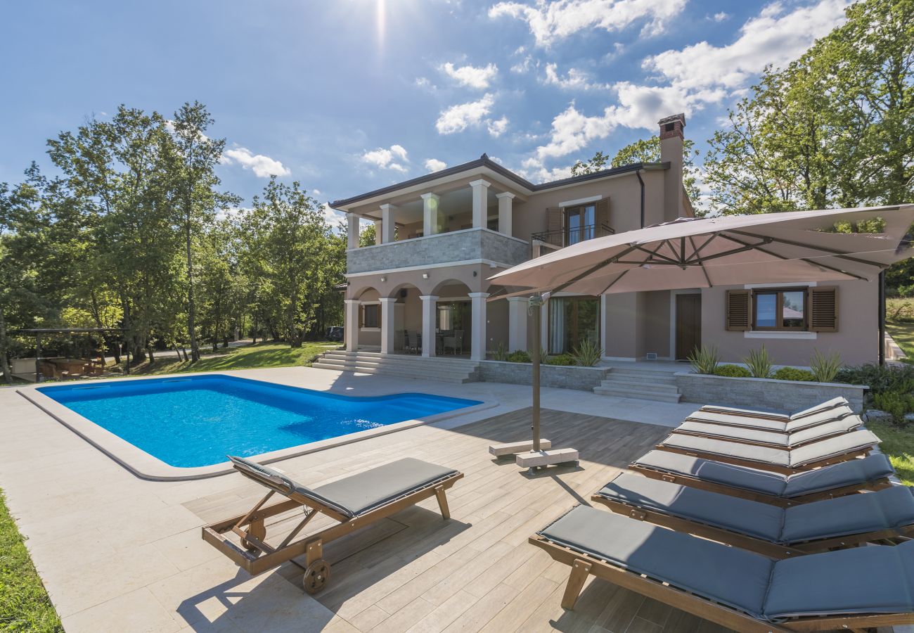 Villa a Pazin - Villa Anima for 8 people in Central Istria with children playground and 50 m2 private pool