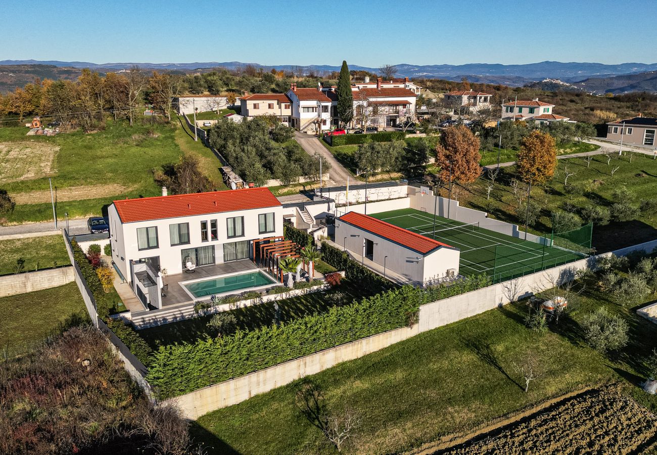 Villa a Vižinada - Villa Carlotta for 8 people with heated pool, wellness & sport activities for kids and adults