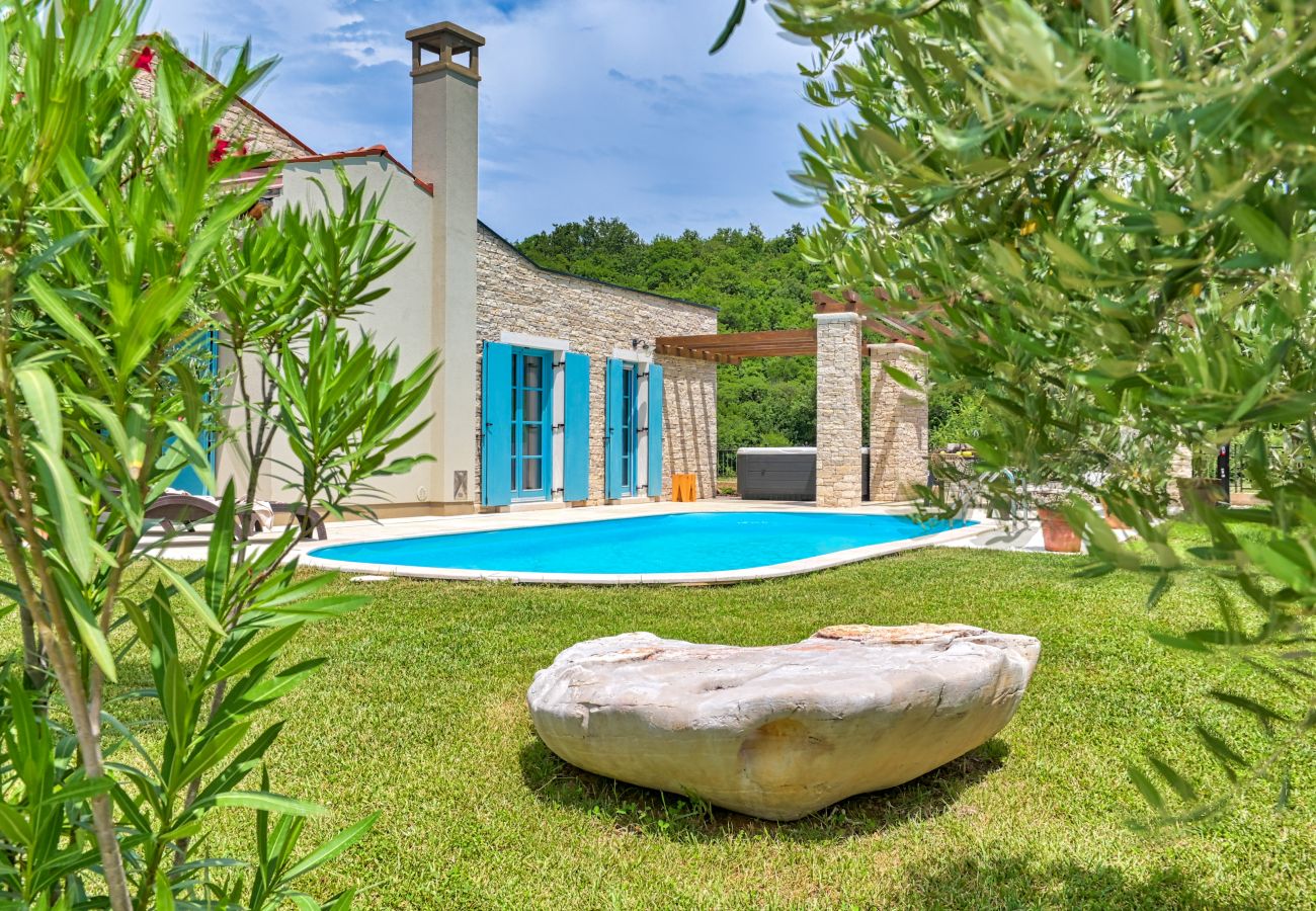 Villa a Vardica - Villa Griota for 8 people near Umag with private pool & pet friendly