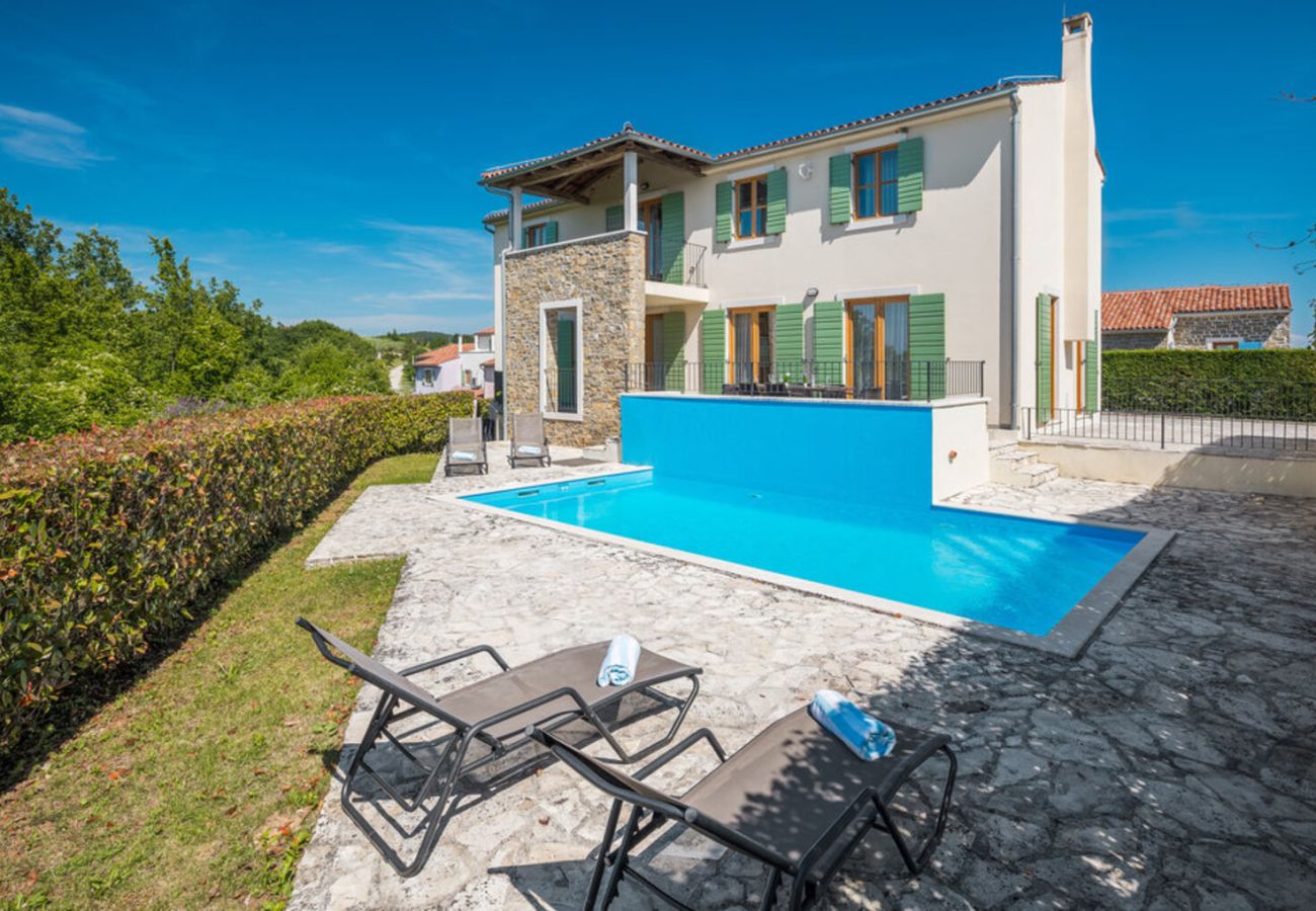 Villa a Baredine - Villa Morgan for 8 people in Central Istria with 45 m2 heated pool & pet friendly