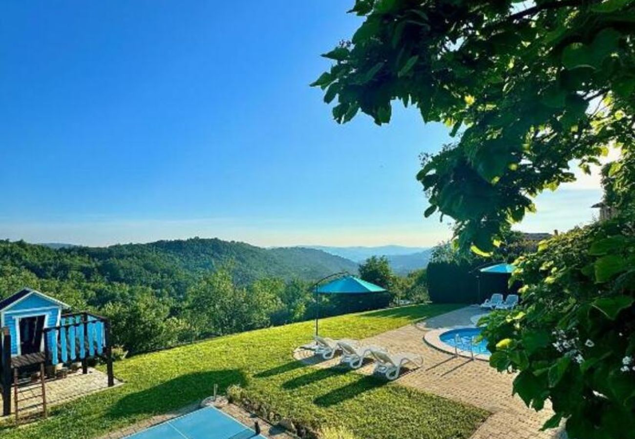 Villa a Krušvari - Villa Viera for 12 people in Central Istria with private pool & pet friendly