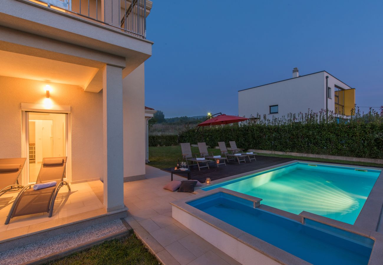 Villa a Varvari - Villa Anita for 7 people near Poreč with private pool and big garden