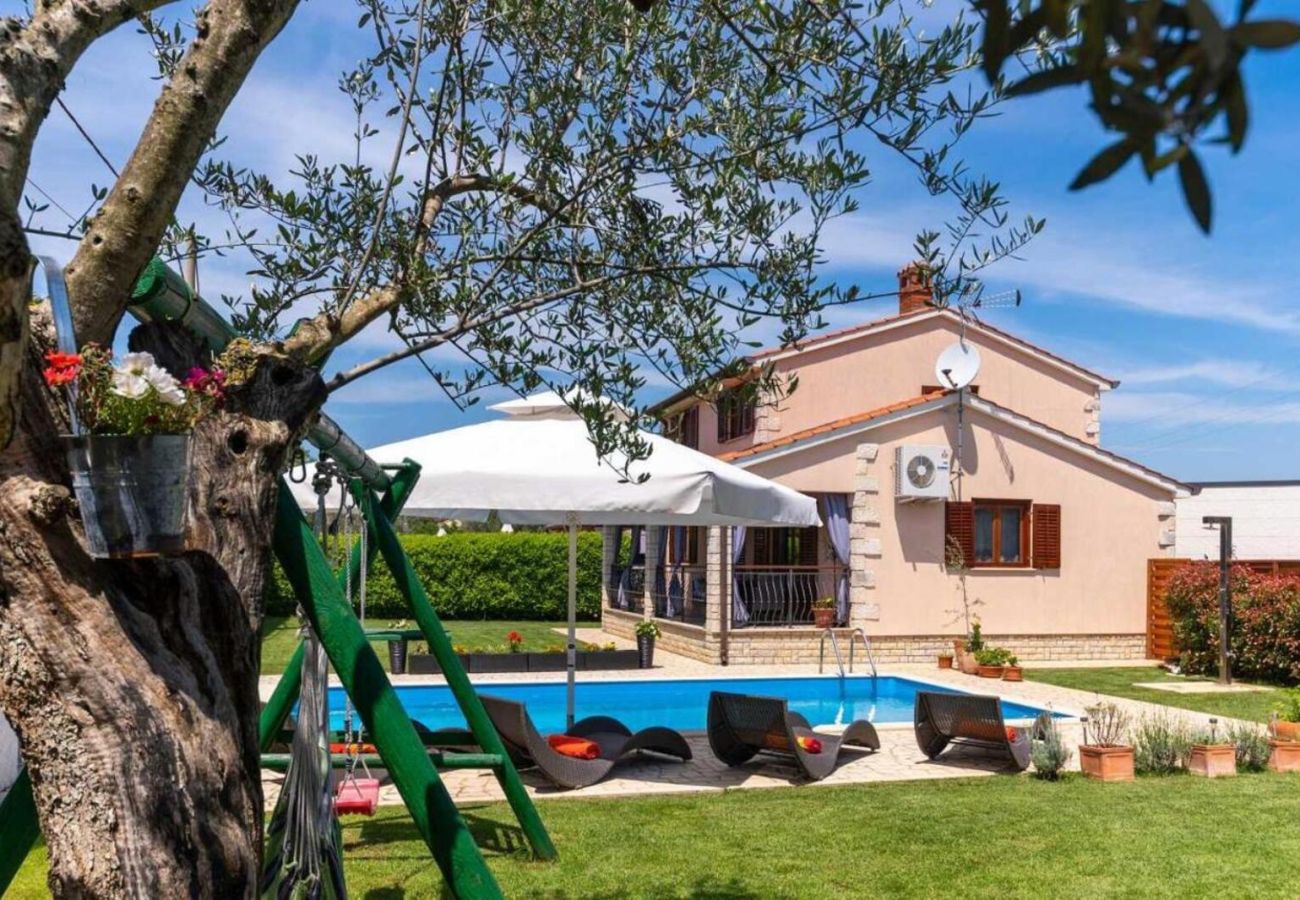 Villa a Porec - Villa Mia & Iva for 6 people near Poreč with private pool and pet friendly