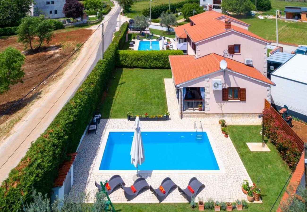 Villa a Porec - Villa Mia & Iva for 6 people near Poreč with private pool and pet friendly