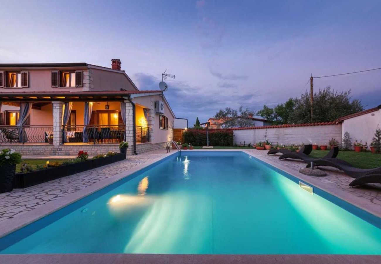 Villa a Porec - Villa Mia & Iva for 6 people near Poreč with private pool and pet friendly