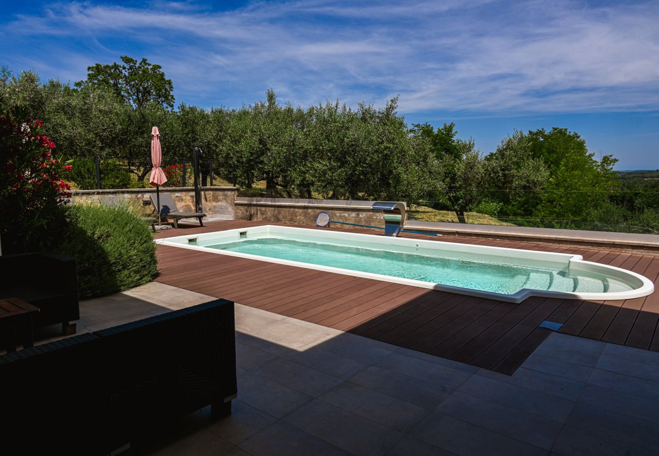 Villa a Buje - Villa Primavera for 8 people in Buje with private pool & pet friendly