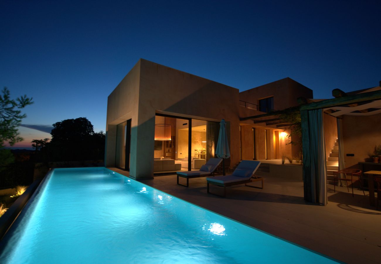 Villa a Rovinjsko Selo - Villa Arcobaleno for 10 people near Rovinj with 56 m2 heated infinity pool 