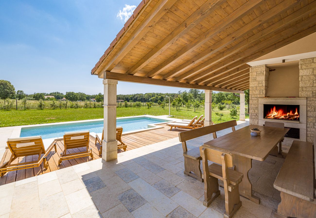 Вилла на Galižana - Villa Campagna near Fažana with 7.250m2 large garden and sauna