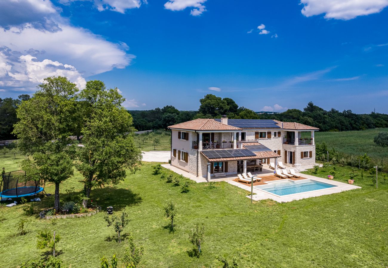 Вилла на Galižana - Villa Campagna near Fažana with 7.250m2 large garden and sauna