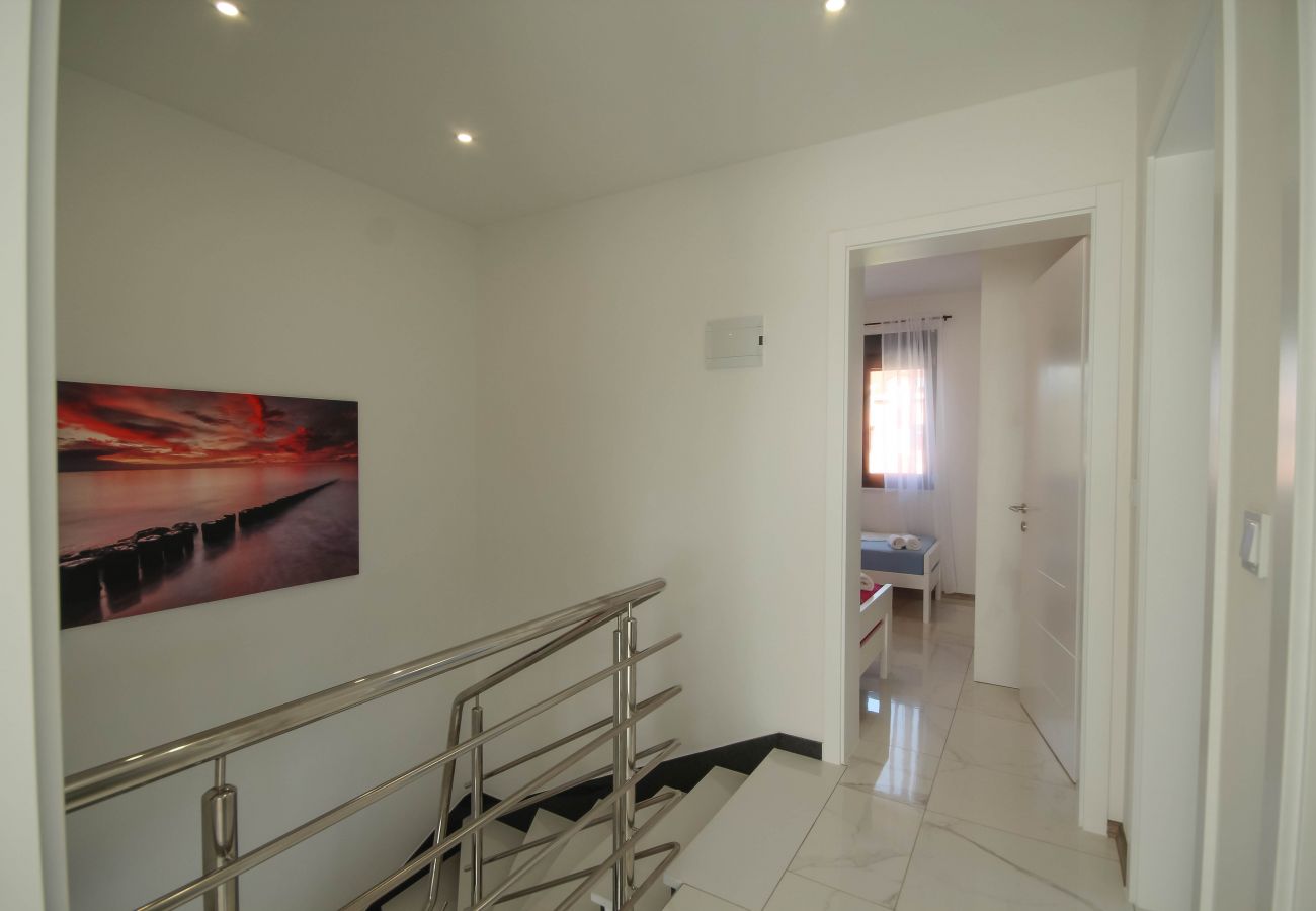 Вилла на Vodice - Villa Essenza Rossa in Vodice only 650 meters from the beach