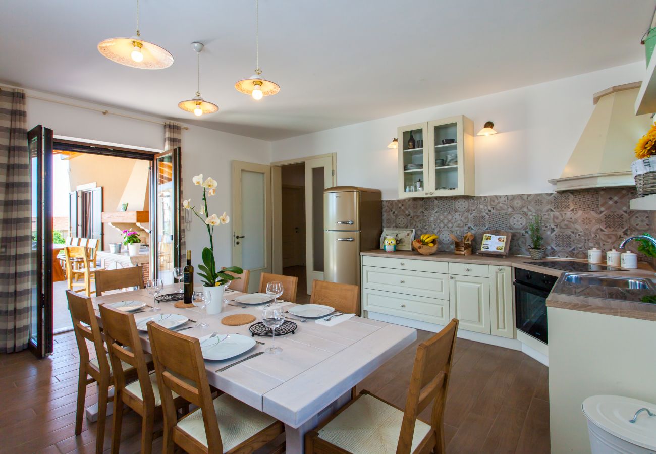 Вилла на Tinjan - Villa Roza in Central Istria with large garden and playground for kids - Whirlpool