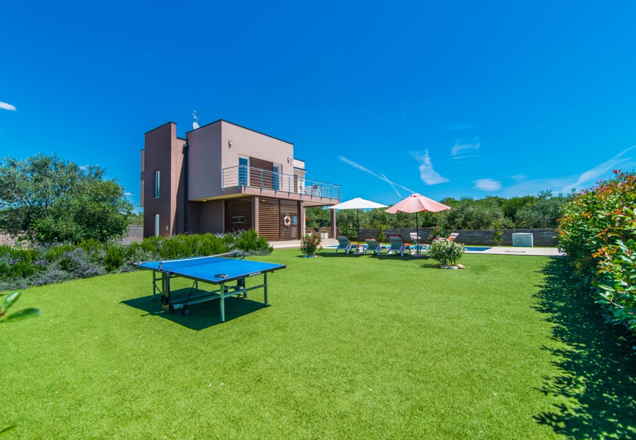 Вилла на Galižana - Villa Stefanja kids friendly with sea view near Fažana