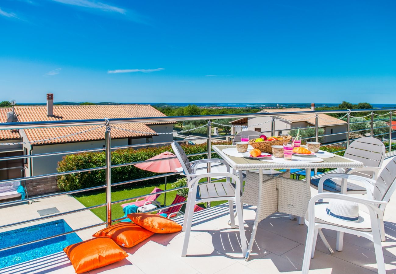 Вилла на Galižana - Villa Stefanja kids friendly with sea view near Fažana