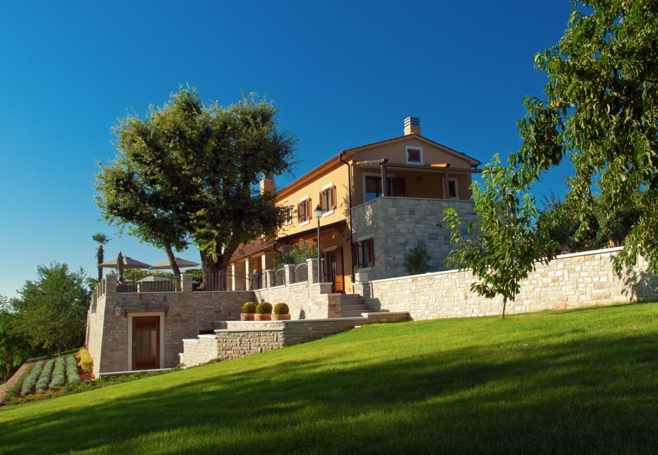 Вилла на Kapelica - Villa Vlastelini I near Labin with large garden for families