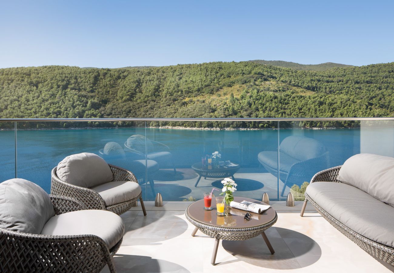 Вилла на Duga Luka - Villa Vlastelini II near Labin - Rabac with sea view, beachfront and wellness