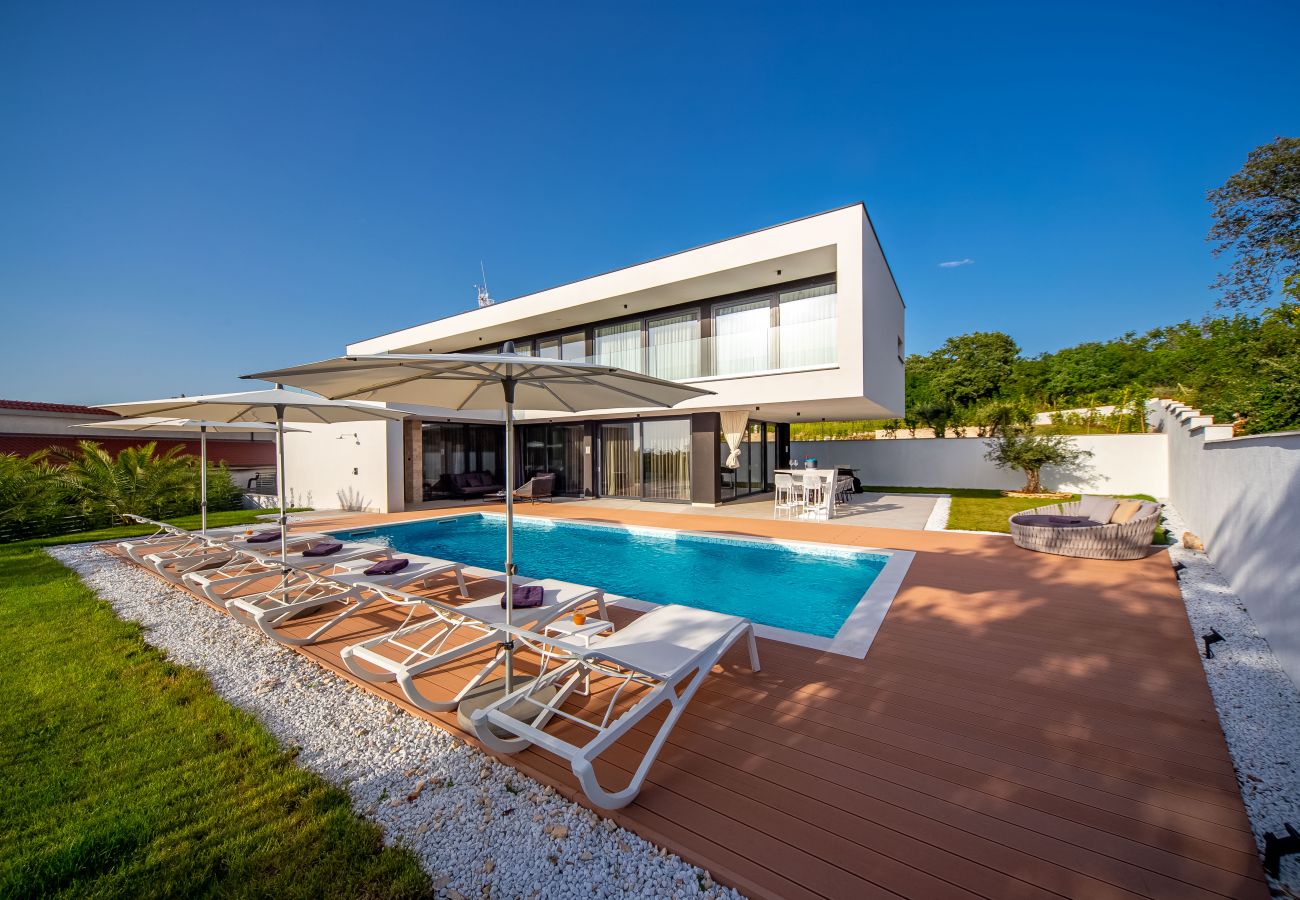 Вилла на Rovinjsko Selo - Luxury Villa Eleven near Rovinj for 10 persons only 4 km from the Beach