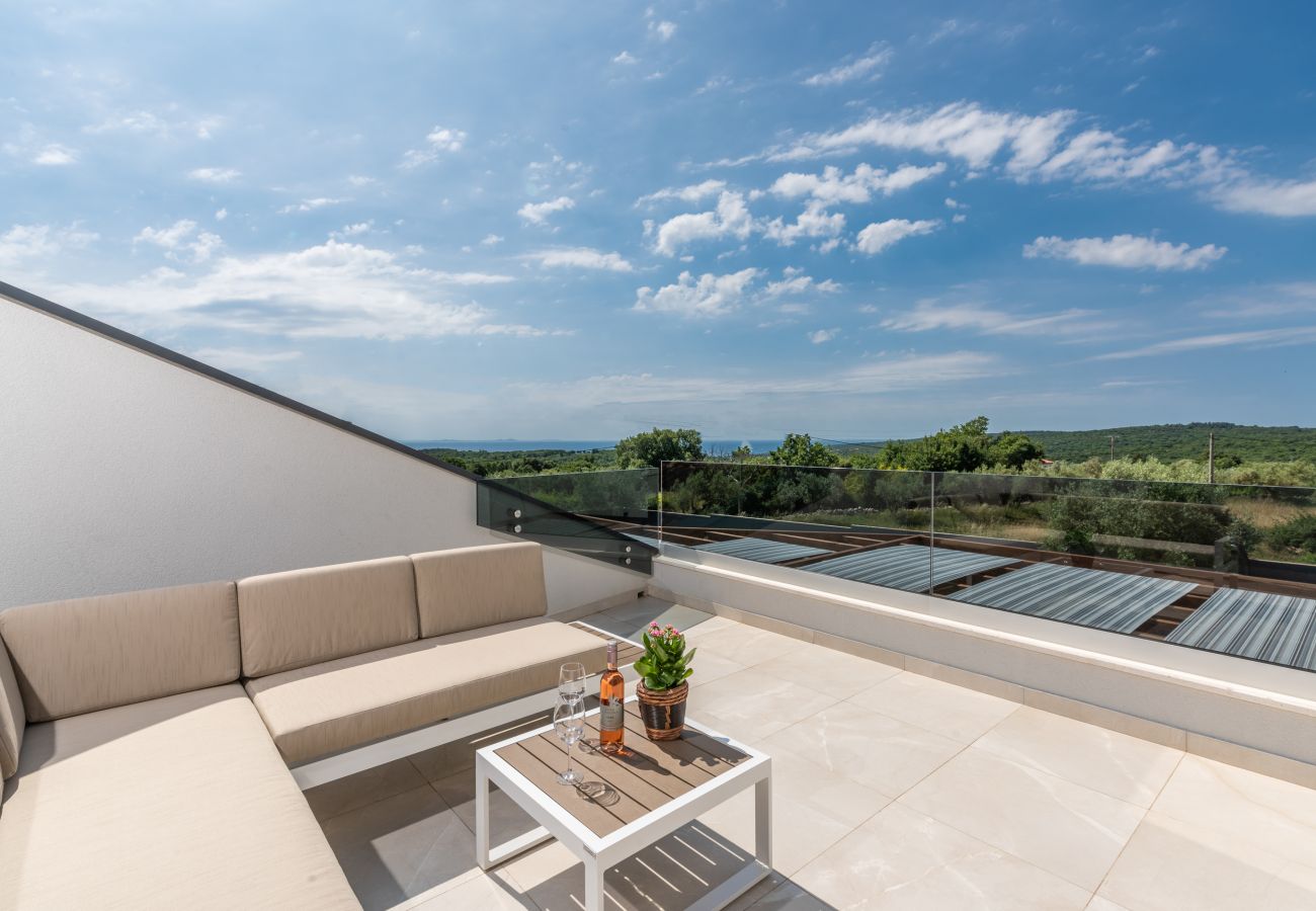 Вилла на Krnica - Villa Posidonia near Pula with sea view and surrounded by olive trees