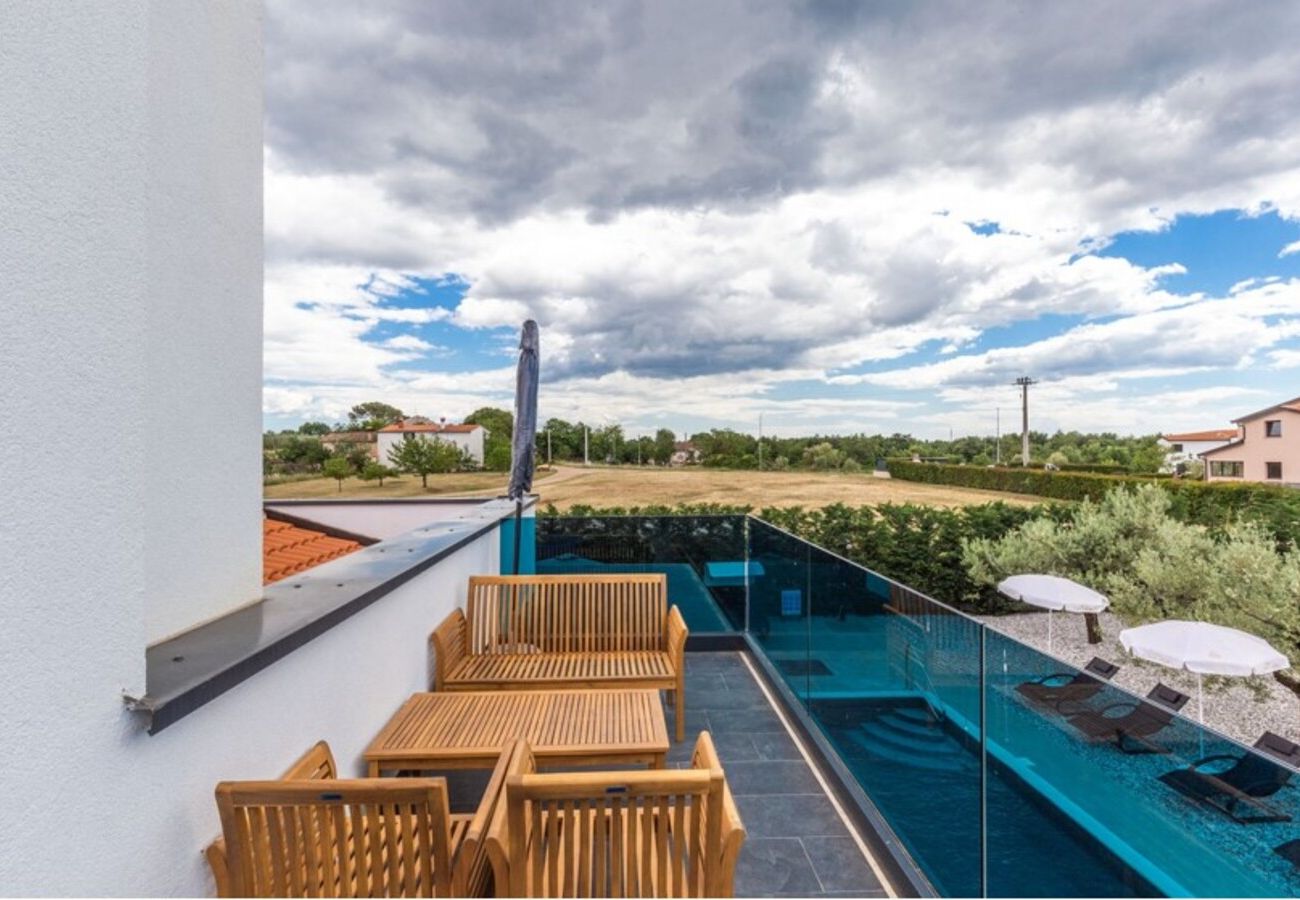 Вилла на Radoši kod Višnjana - Villa Zara near Poreč for 8 persons with private pool 