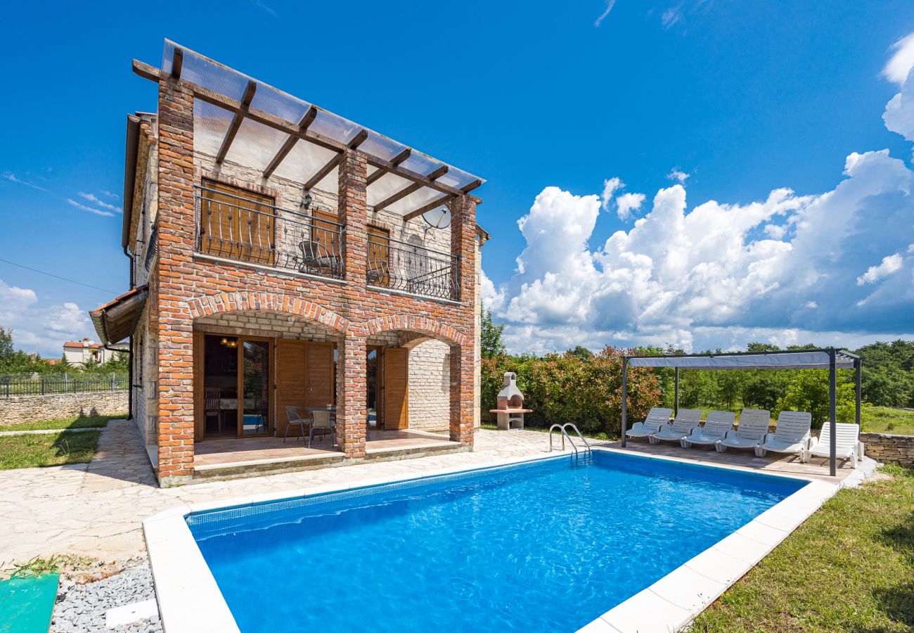 Вилла на Cabrunici - Villa Aldore in Central Istria for 6 persons with private pool